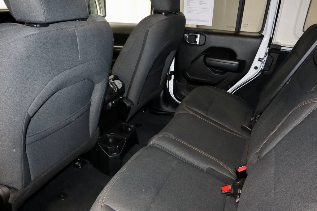 Used 2024 Jeep Wrangler Unlimited Sport AWD/4WD image 19
