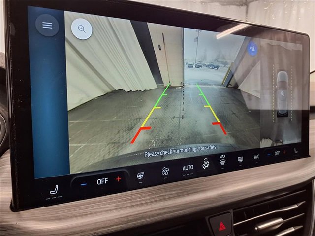 Certified 2023 Ford Escape Platinum w/ Premium Technology Package image 13