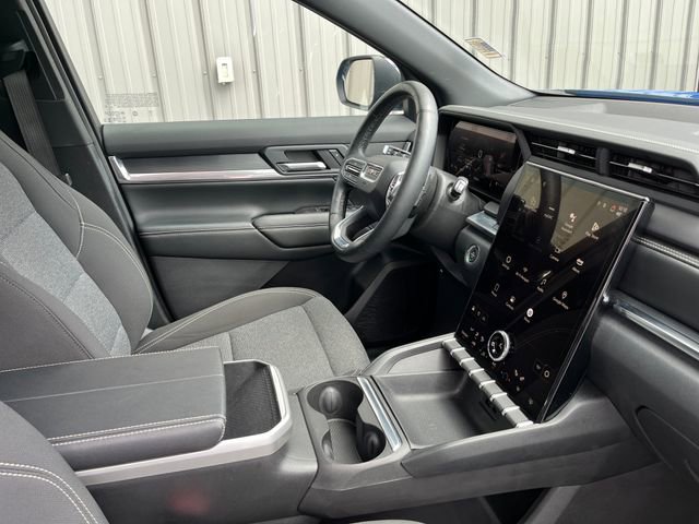 Used 2025 GMC Terrain Elevation w/ Black Edition AWD/4WD image 38