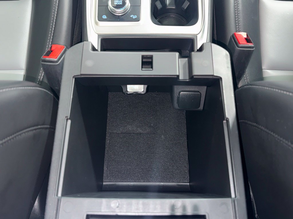 Certified 2024 Ford Explorer XLT w/ Equipment Group 202A AWD/4WD image 31