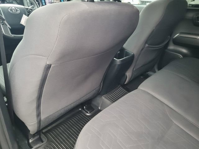 Used 2019 Toyota Tacoma TRD Off-Road w/ Technology Package image 12