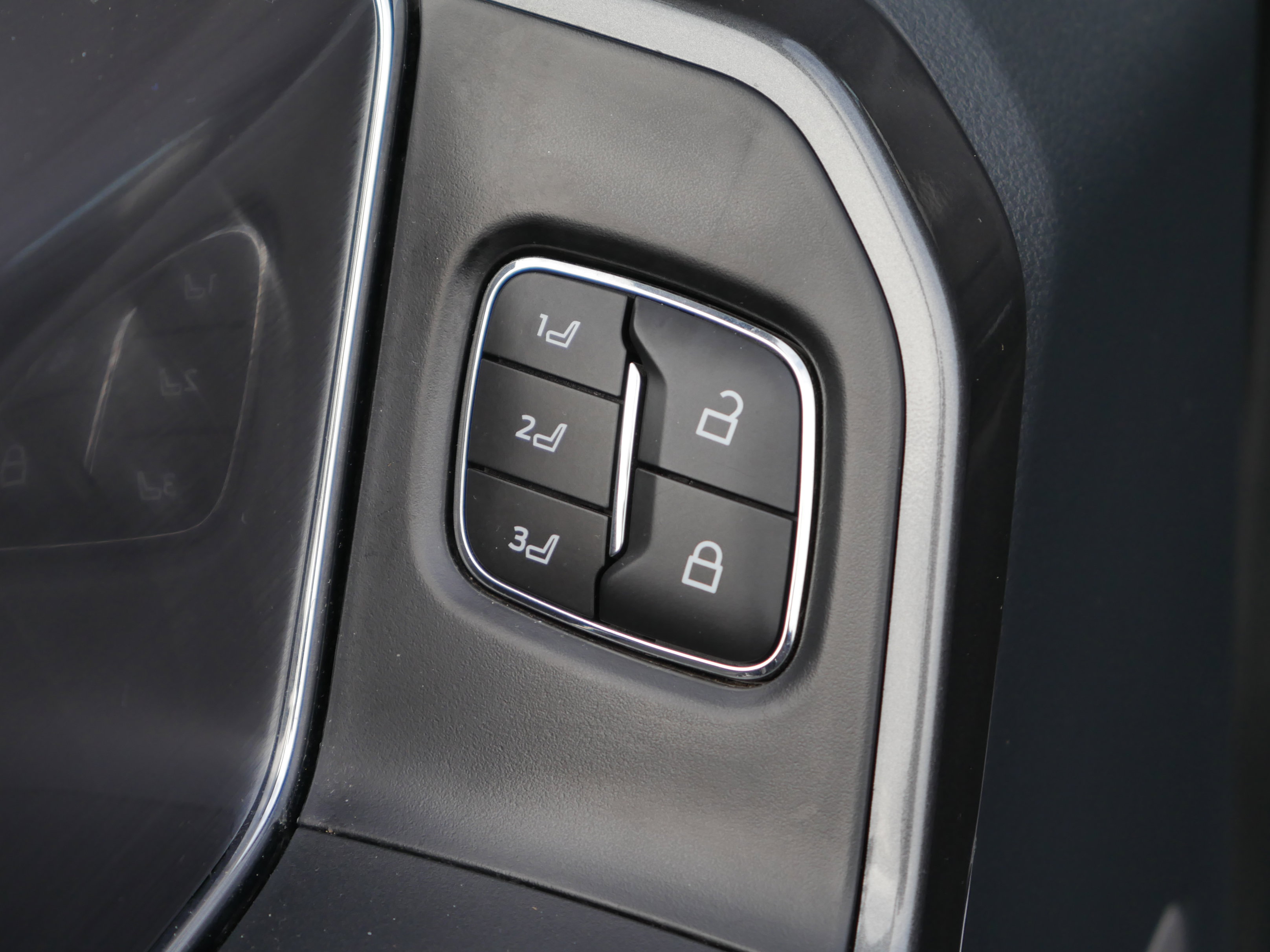 Certified 2023 Ford F150 Lariat w/ Equipment Group 502A High image 41