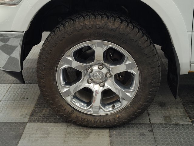 Used 2017 RAM 1500 Laramie w/ Convenience Group AWD/4WD image 15