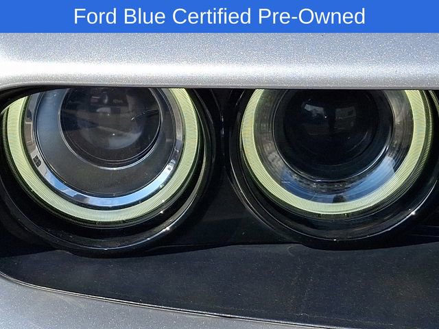Used 2017 Dodge Challenger SXT w/ Blacktop Package RWD image 11