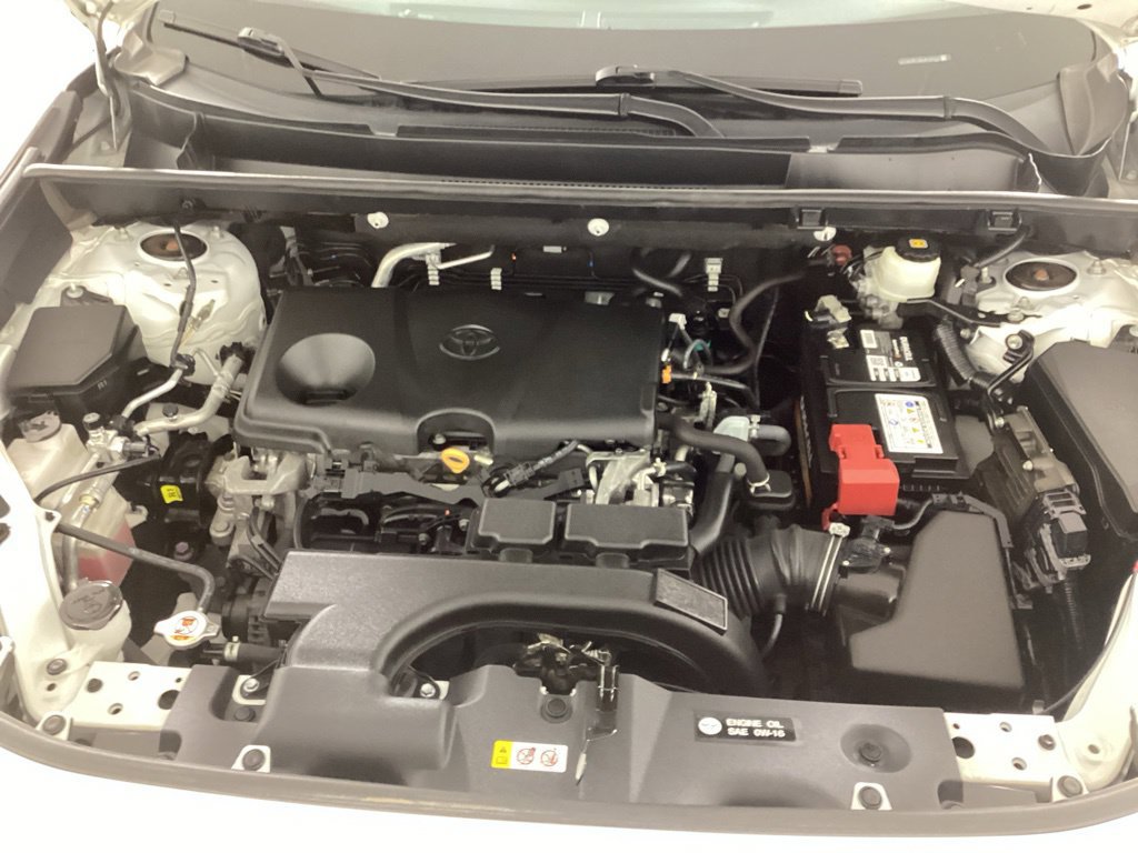 Used 2020 Toyota RAV4 XLE Premium AWD/4WD image 33