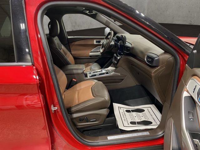 Certified 2021 Ford Explorer King Ranch w/ Premium Technology Package AWD/4WD image 20