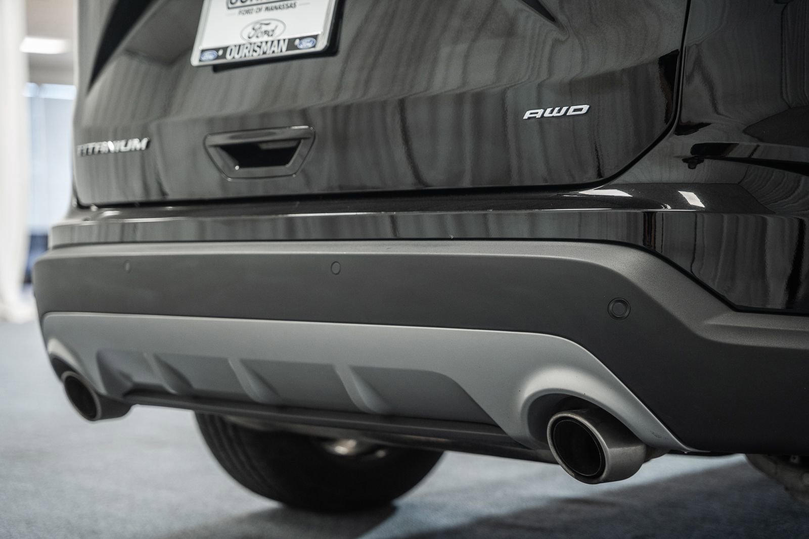 Certified 2022 Ford Edge Titanium AWD/4WD image 11