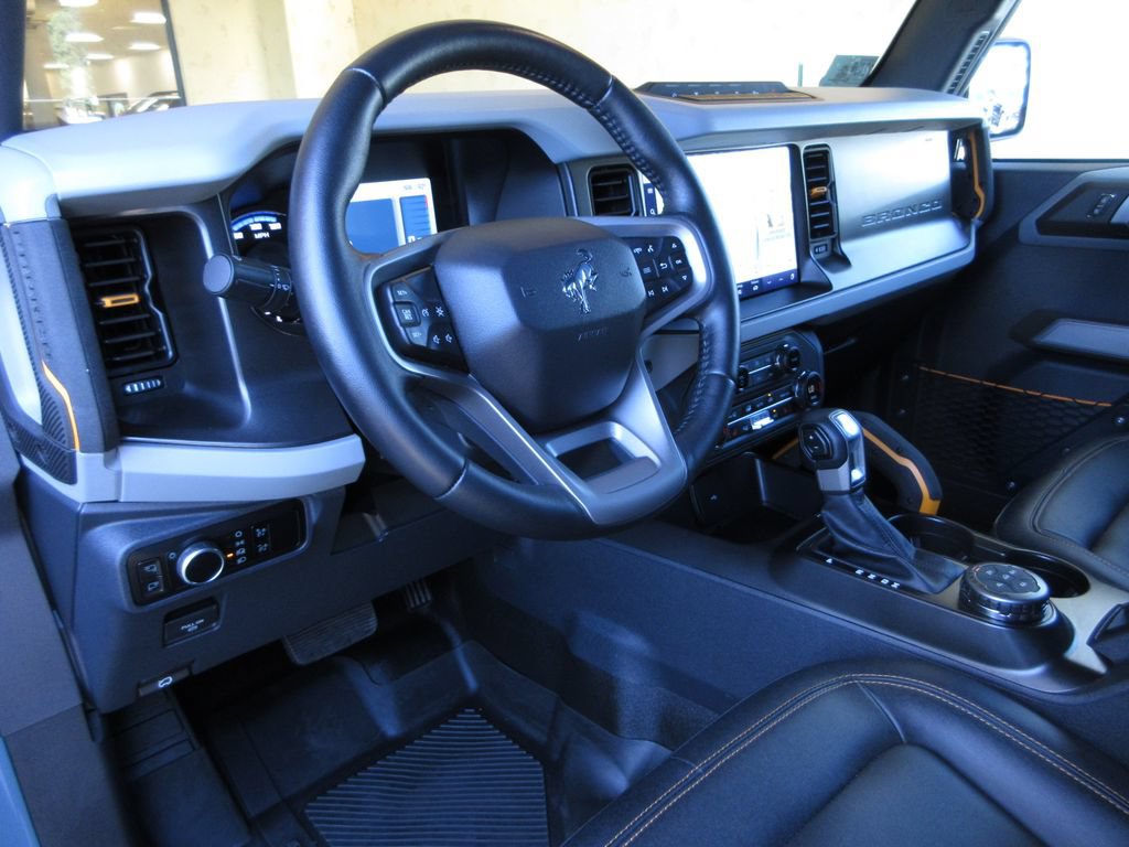 Certified 2023 Ford Bronco Badlands w/ Sasquatch Package AWD/4WD image 12