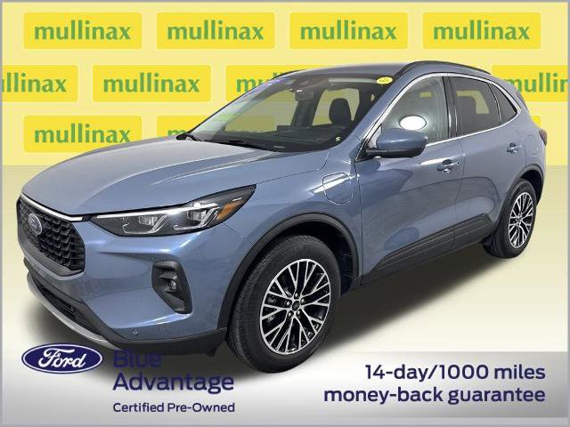 Certified 2025 Ford Escape SE w/ PHEV Premium Package image 13