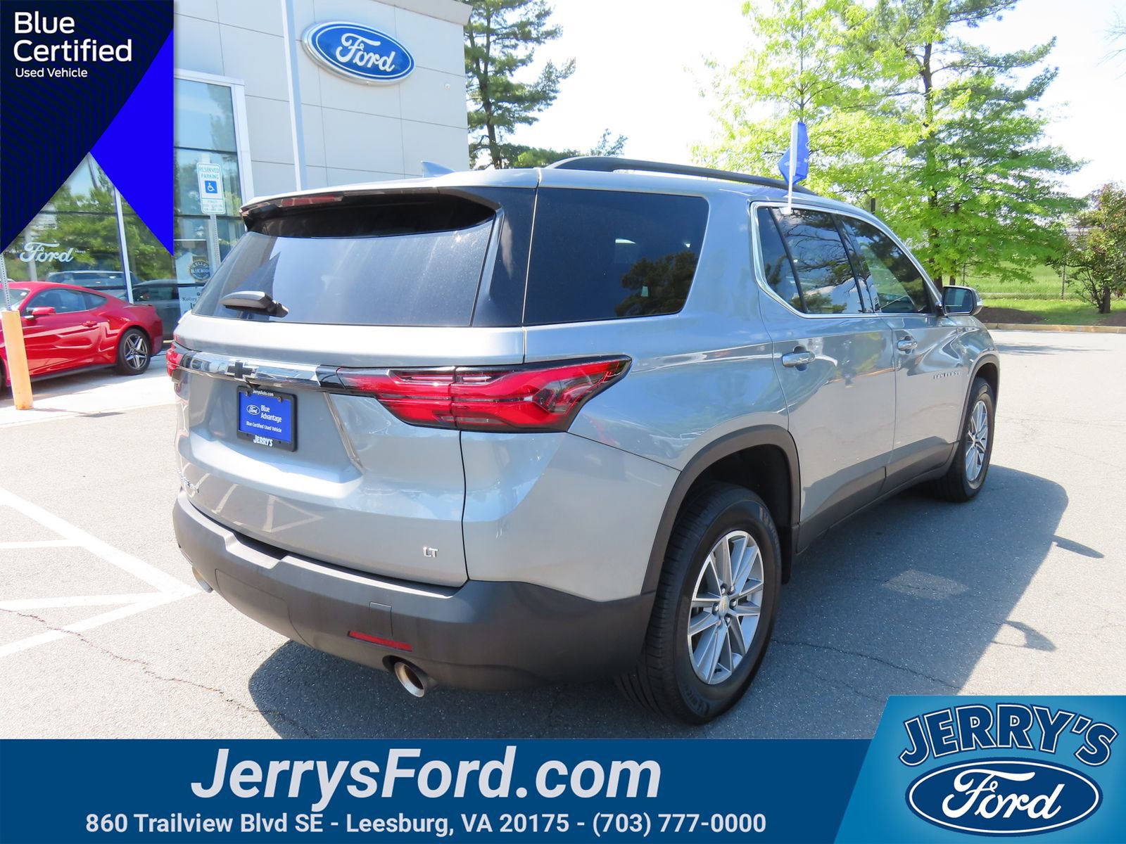 Used 2023 Chevrolet Traverse LT AWD/4WD image 6