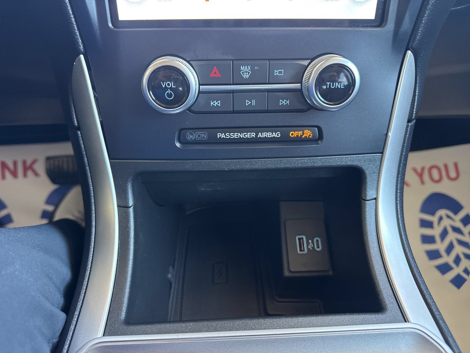 Certified 2024 Ford Edge SEL w/ Convenience Package AWD/4WD image 32
