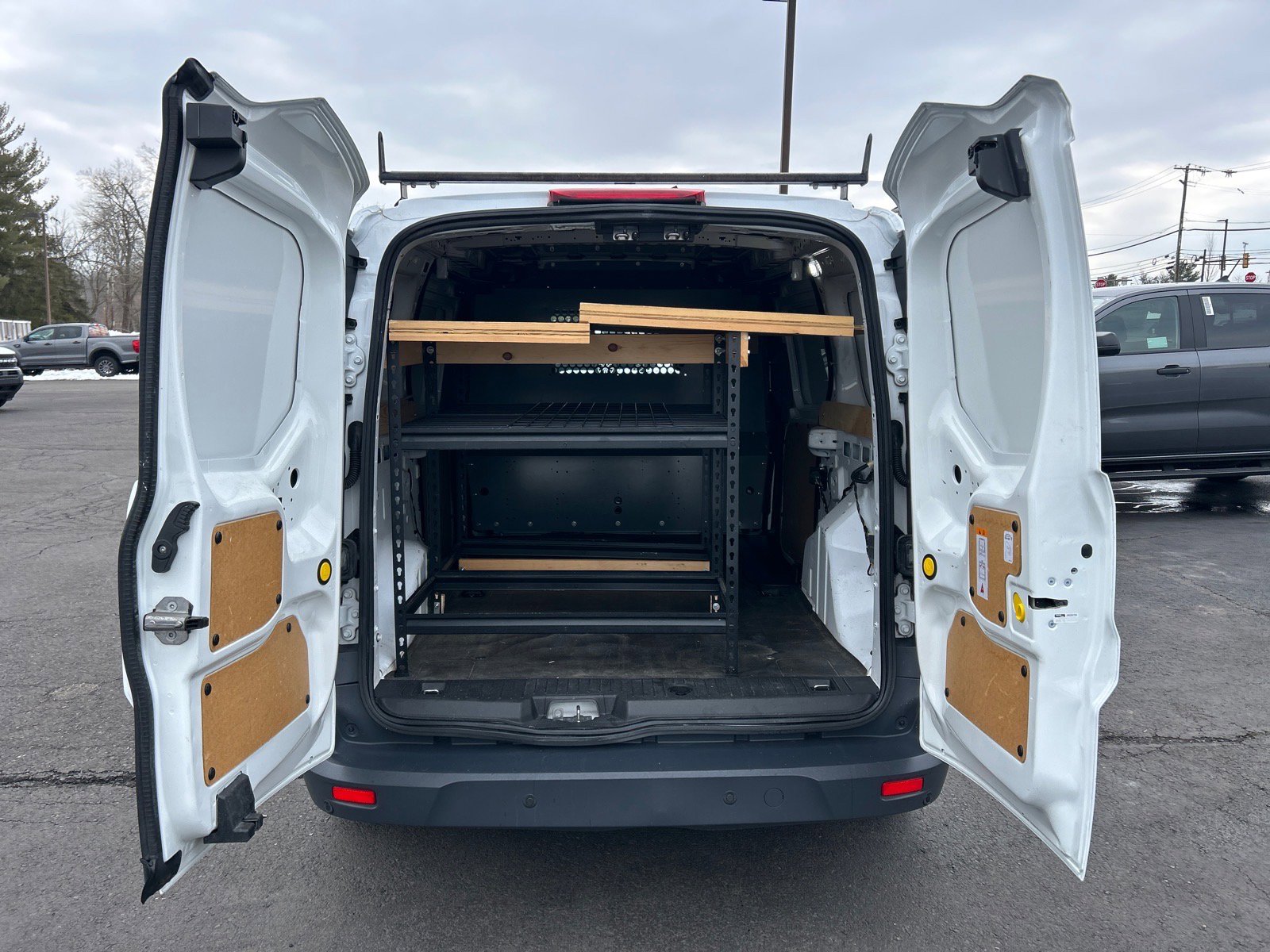 Certified 2018 Ford Transit Connect XL image 9
