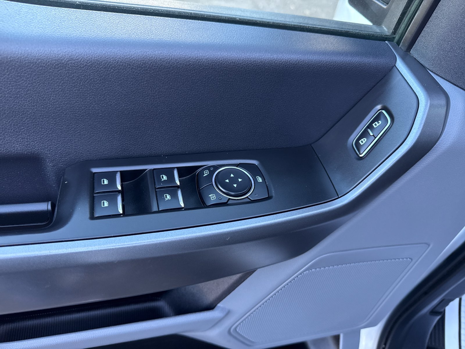 Certified 2026 Ford F250 XLT AWD/4WD image 11