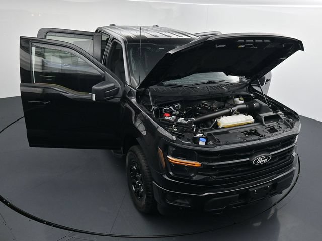 Certified 2026 Ford F150 XLT w/ Equipment Group 302A MID AWD/4WD image 39