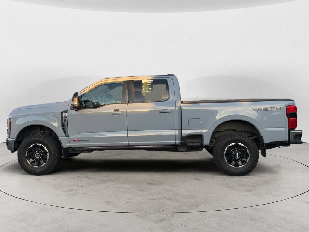 Certified 2025 Ford F350 Lariat w/ Tremor Off-Road Package AWD/4WD image 8
