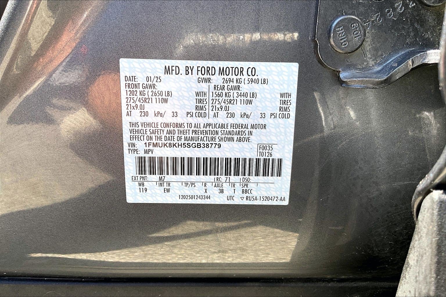 Certified 2025 Ford Explorer ST-Line w/ ST-Line Street Pack AWD/4WD image 34