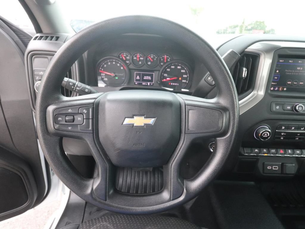 Used 2025 Chevrolet Silverado 1500 W/T RWD image 17