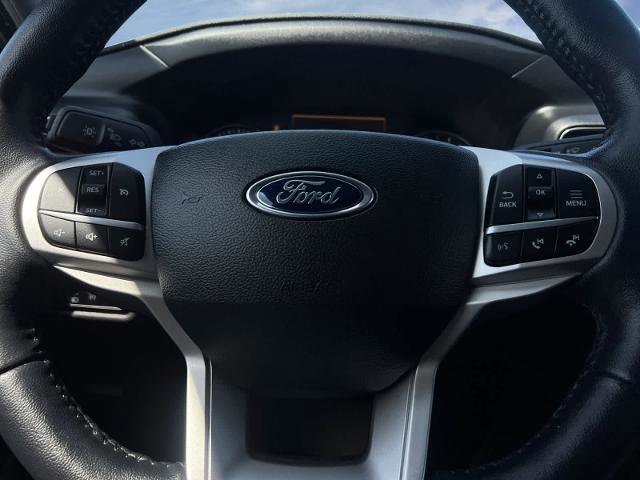 Certified 2023 Ford Explorer XLT w/ Equipment Group 202A RWD image 12
