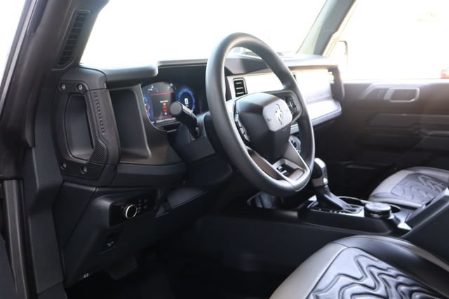 Certified 2025 Ford Bronco 2-Door w/ Sasquatch Package AWD/4WD image 13