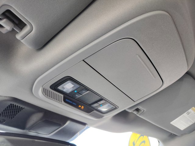 Certified 2022 Ford F150 XLT w/ Equipment Group 302A High image 18