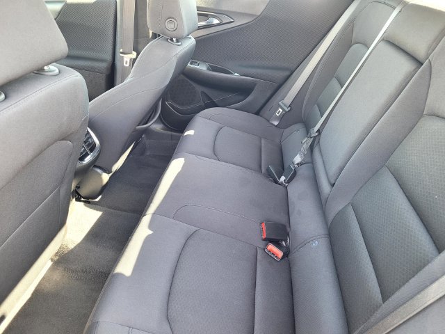 Used 2025 Chevrolet Malibu LT FWD image 12