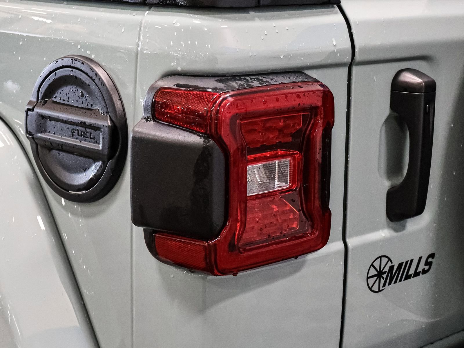 Used 2024 Jeep Wrangler Sahara image 14