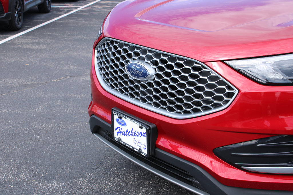 Certified 2024 Ford Edge SEL AWD/4WD image 4