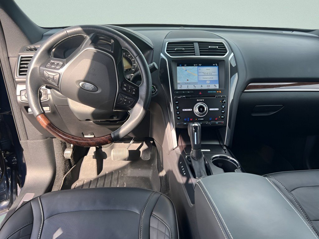 Certified 2017 Ford Explorer Platinum AWD/4WD image 22