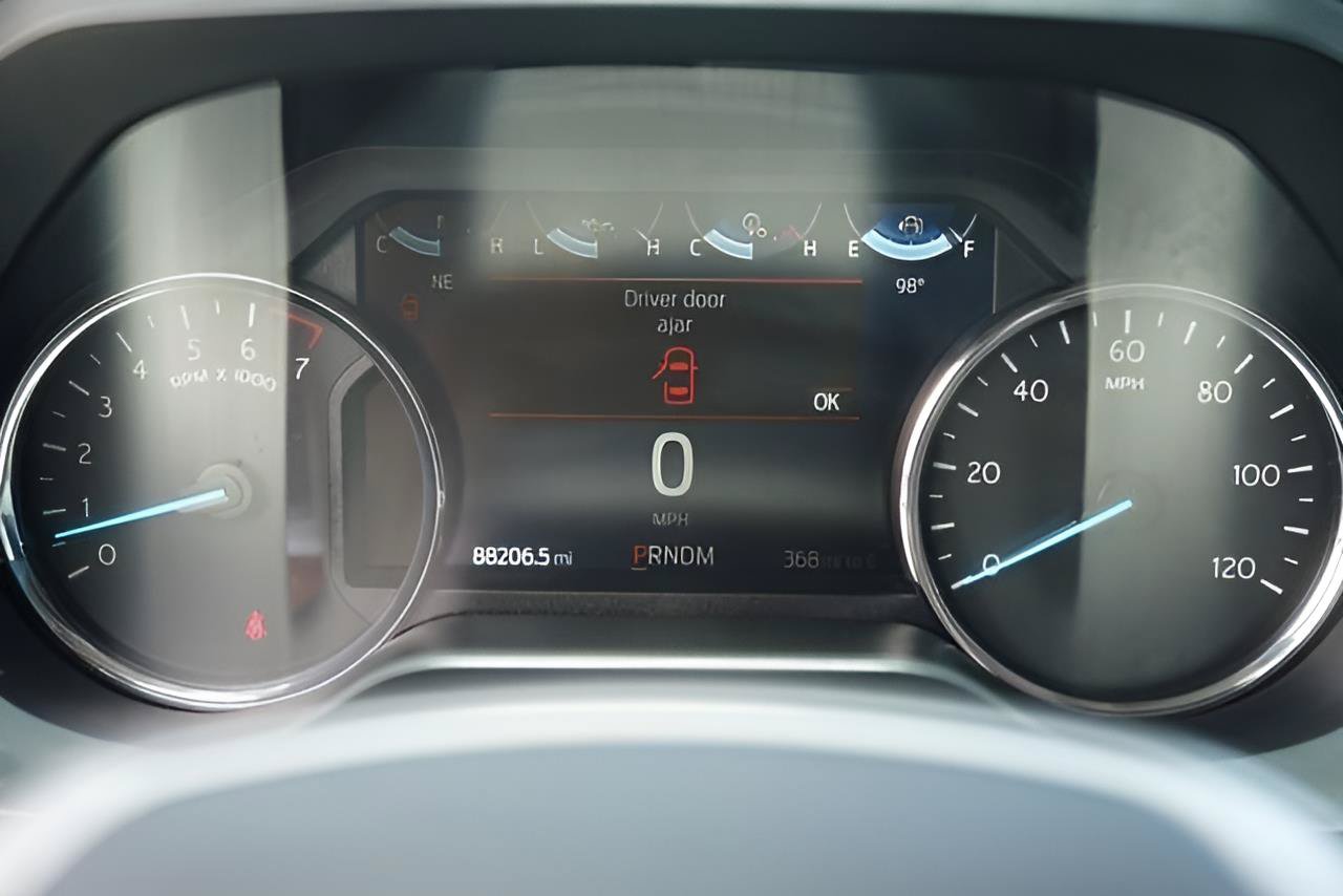 Certified 2023 Ford Expedition XLT RWD image 26