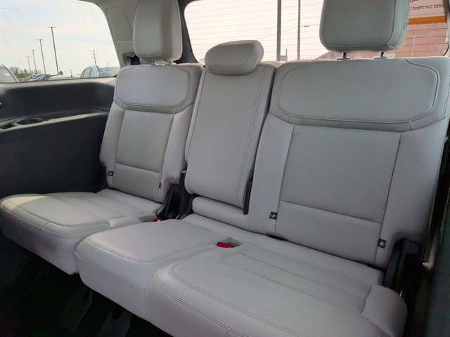 Certified 2025 Ford Expedition Platinum w/ Driver's Package AWD/4WD image 18