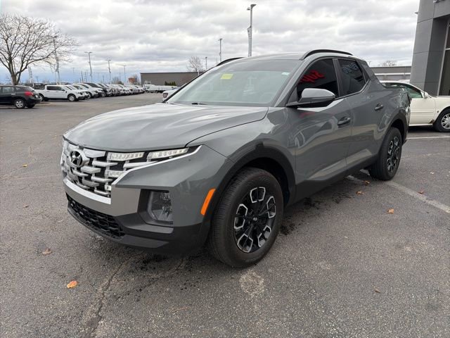 Used 2024 Hyundai Santa Cruz SEL w/ Activity Package image 2