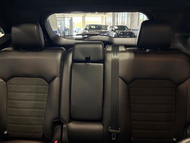 Certified 2024 Ford Edge ST-Line w/ Class II Trailer Tow Package AWD/4WD image 27