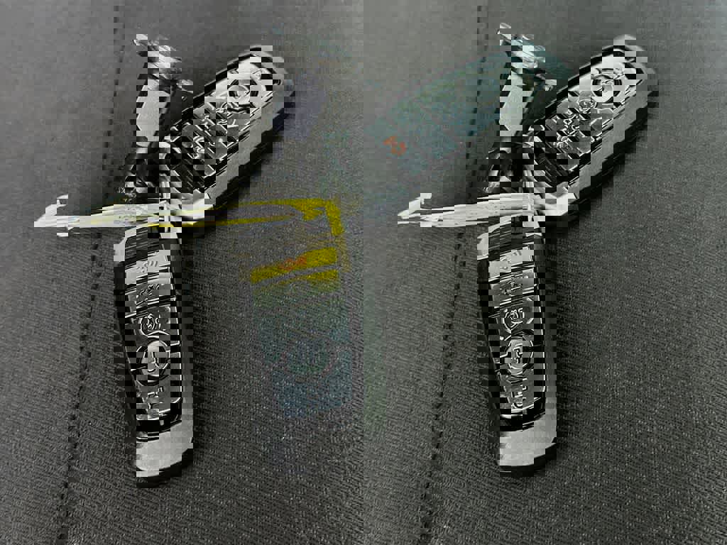 Certified 2022 Ford F150 XLT w/ Equipment Group 302A High image 25