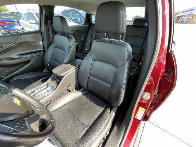 Used 2018 Chevrolet Malibu LT w/ Leather Package image 18