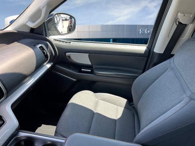 Certified 2025 Ford Expedition Active RWD image 15