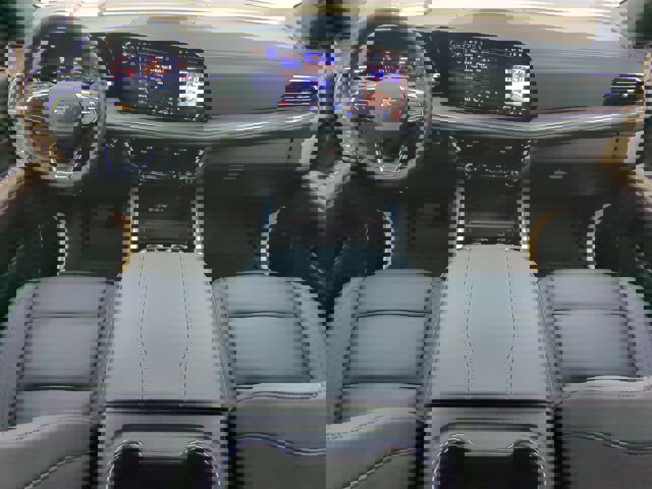 Used 2025 Chevrolet Tahoe LT w/ Comfort Package image 13