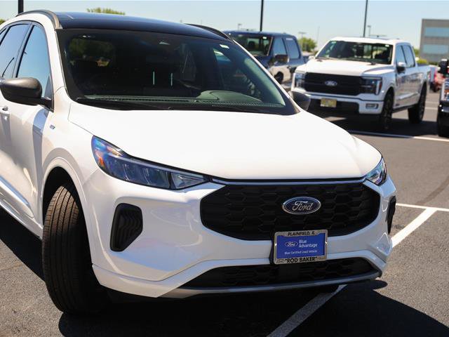 Certified 2024 Ford Escape ST-Line w/ Tech Pack #1 AWD/4WD image 5