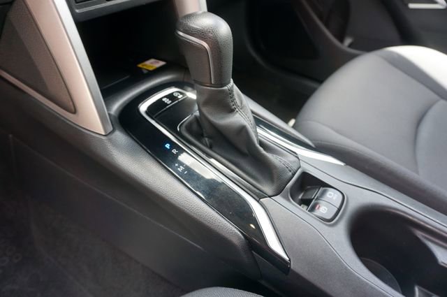Used 2022 Toyota Corolla Cross LE w/ Moonroof Package FWD image 17