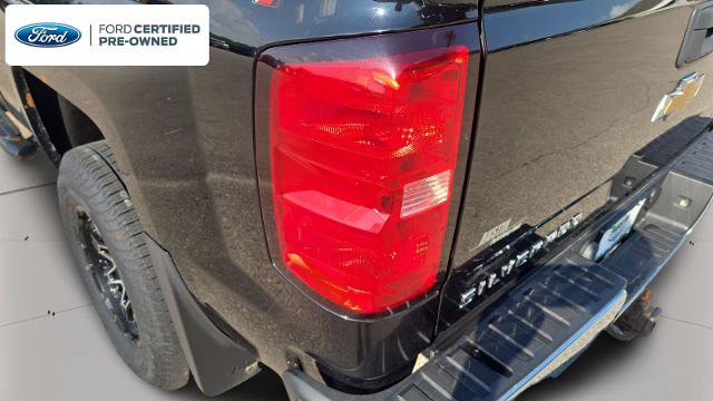 Used 2018 Chevrolet Silverado 1500 LT AWD/4WD image 32