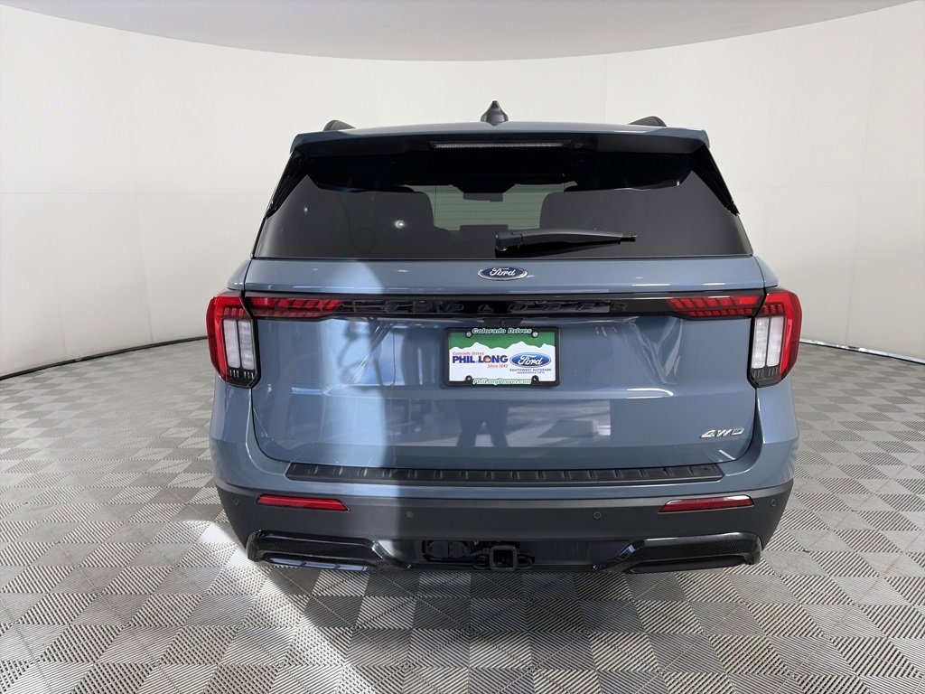Certified 2025 Ford Explorer ST-Line w/ Premium Package image 6