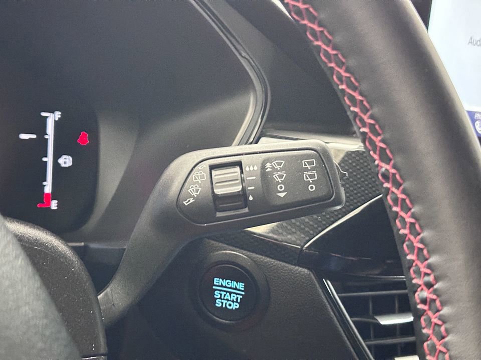 Certified 2025 Ford Escape ST-Line image 34