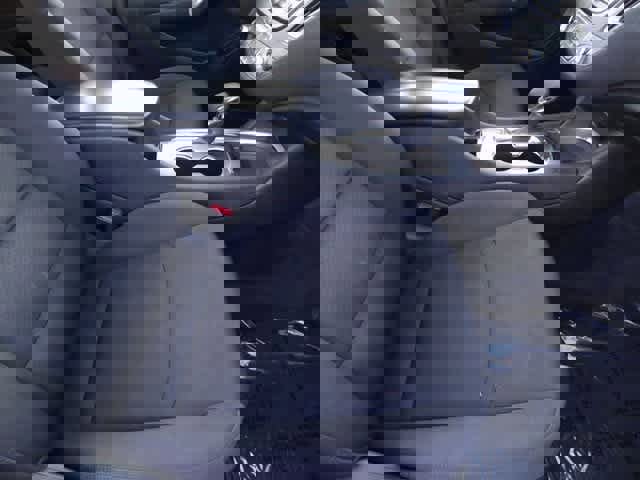 Used 2022 Chevrolet Malibu LT image 12