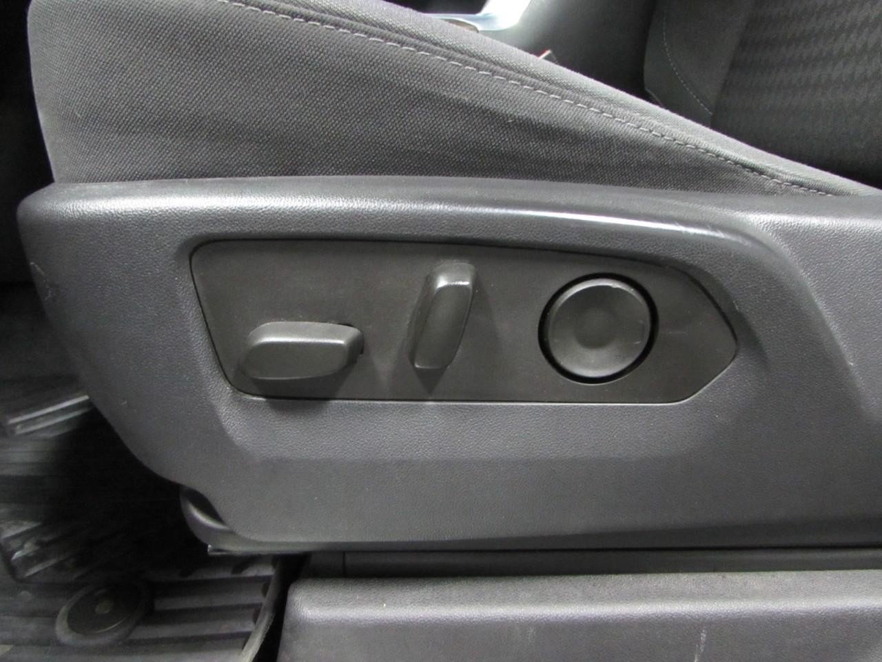 Used 2023 Chevrolet Silverado 1500 RST AWD/4WD image 21
