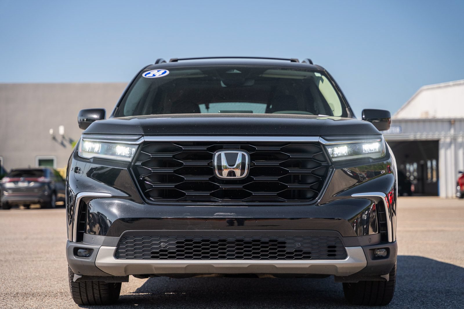Used 2024 Honda Pilot Touring video 2