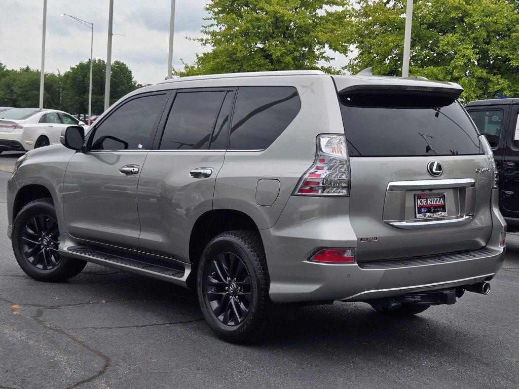 Used 2023 Lexus GX 460 Premium image 2