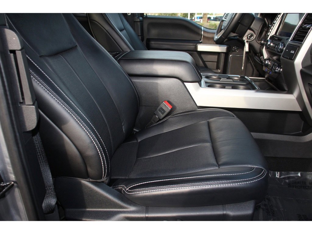 Certified 2020 Ford F250 Lariat w/ Lariat Value Package image 26