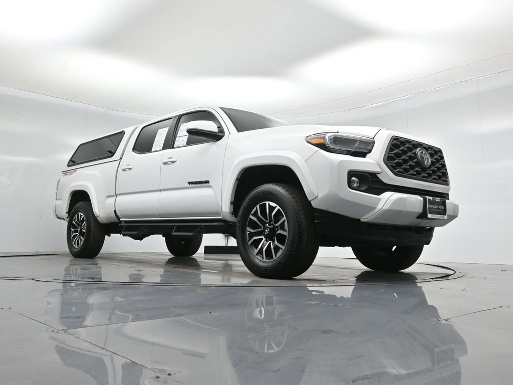 Used 2022 Toyota Tacoma TRD Sport image 5