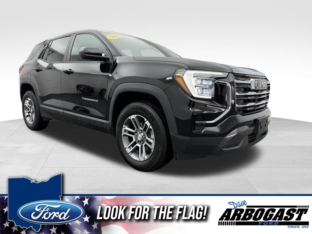 Used 2025 GMC Terrain Elevation