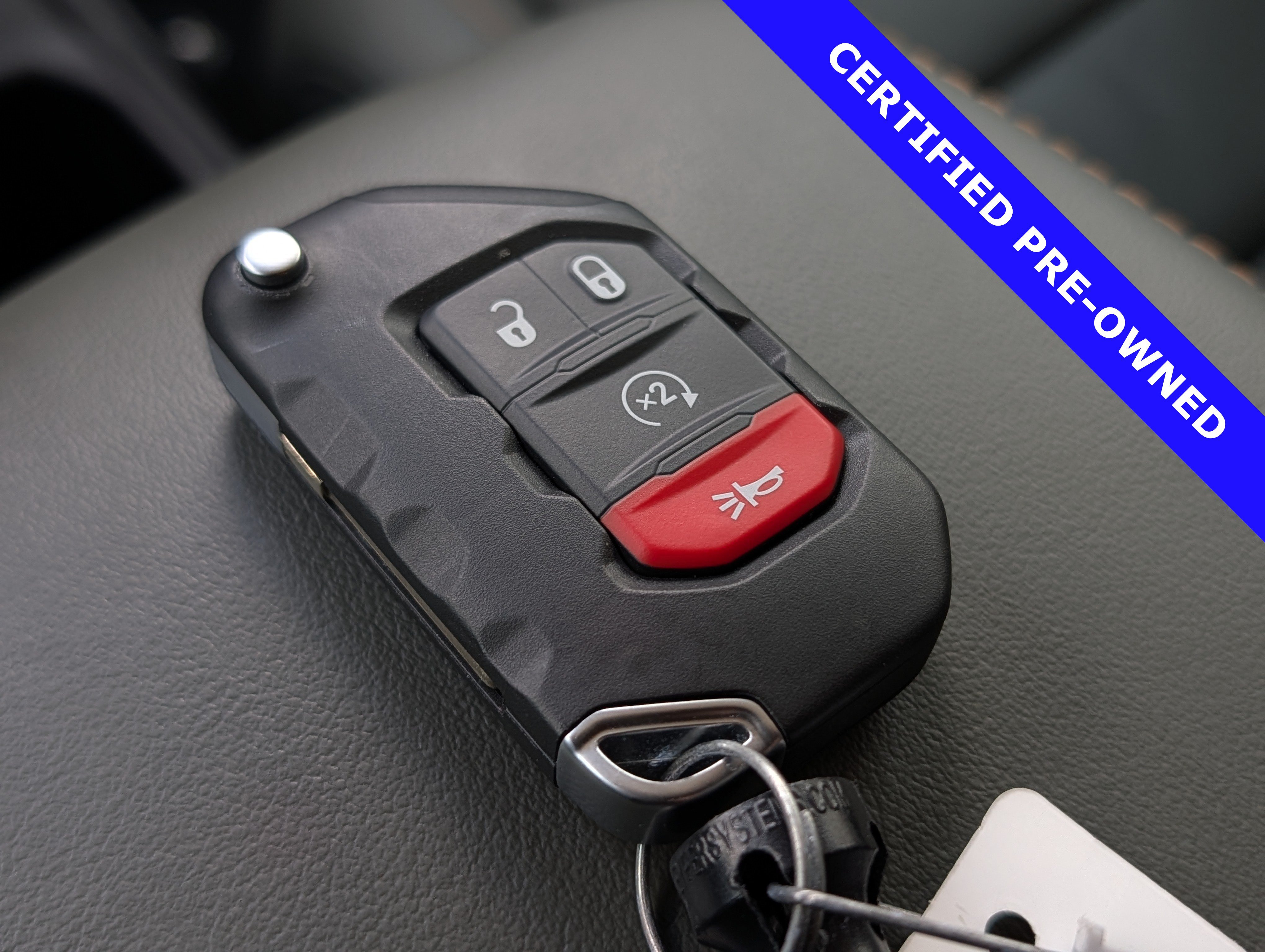 Used 2025 Jeep Gladiator Mojave w/ Convenience Group AWD/4WD image 41