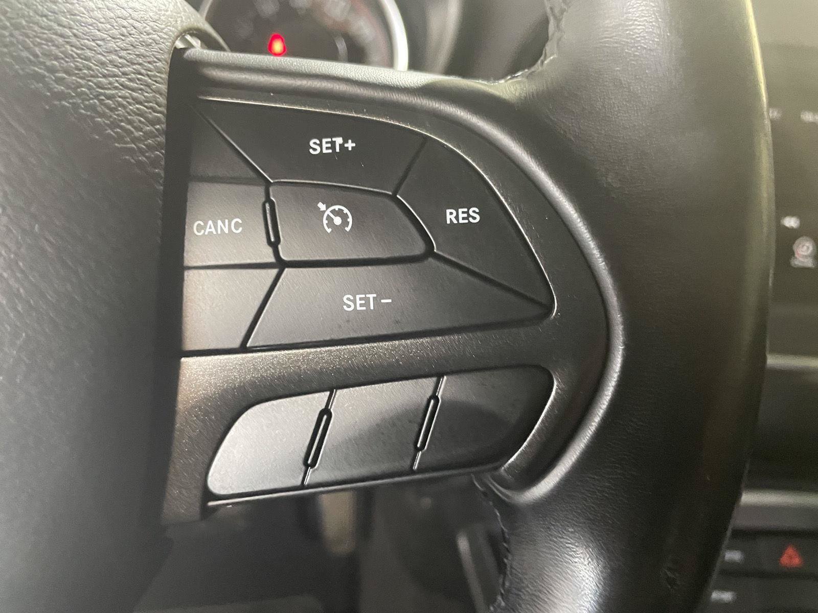 Used 2019 Dodge Challenger SXT RWD image 15
